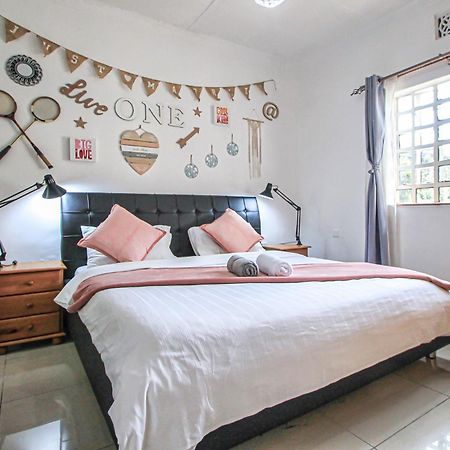 North Manor Nakuru Villa ภายนอก รูปภาพ
