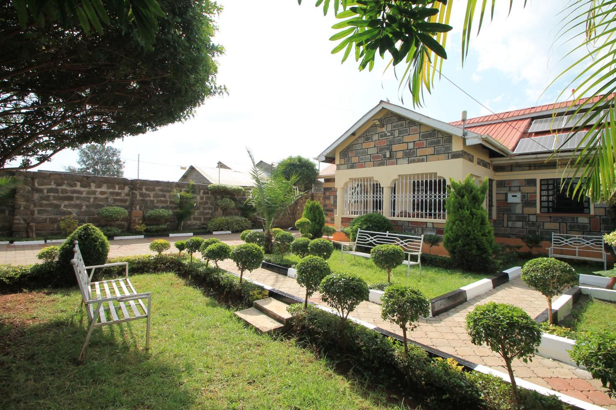 North Manor Nakuru Villa ภายนอก รูปภาพ