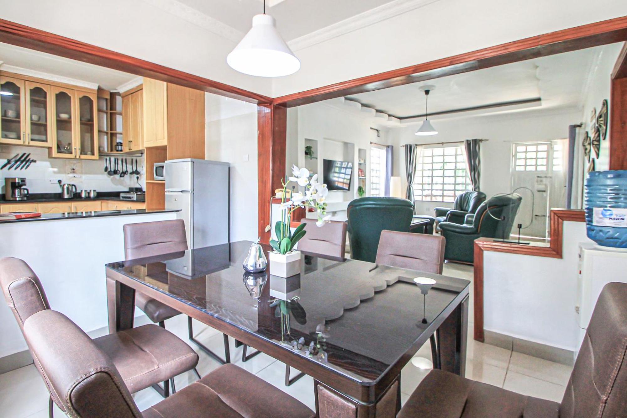 North Manor Nakuru Villa ภายนอก รูปภาพ